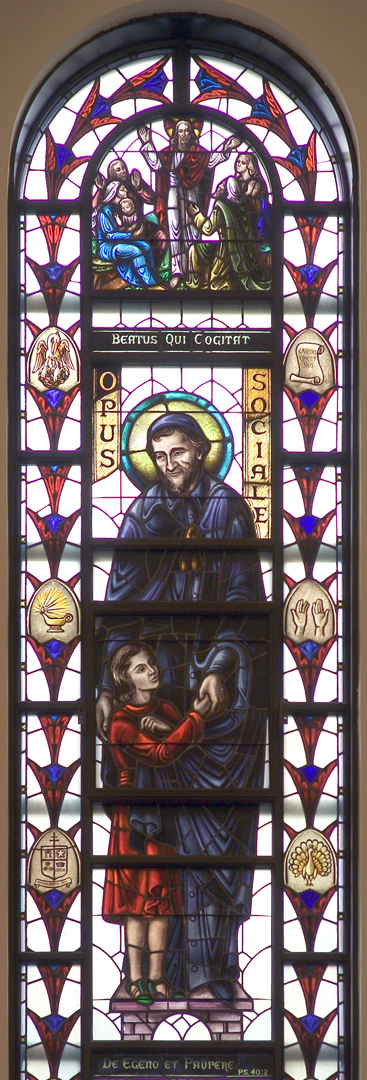 001_madonna_della_strada_chapel_window_vincent_de_paul.jpg