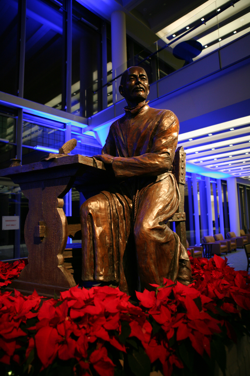 002_klarchek_information_commons_st_ignatius_statue.jpg