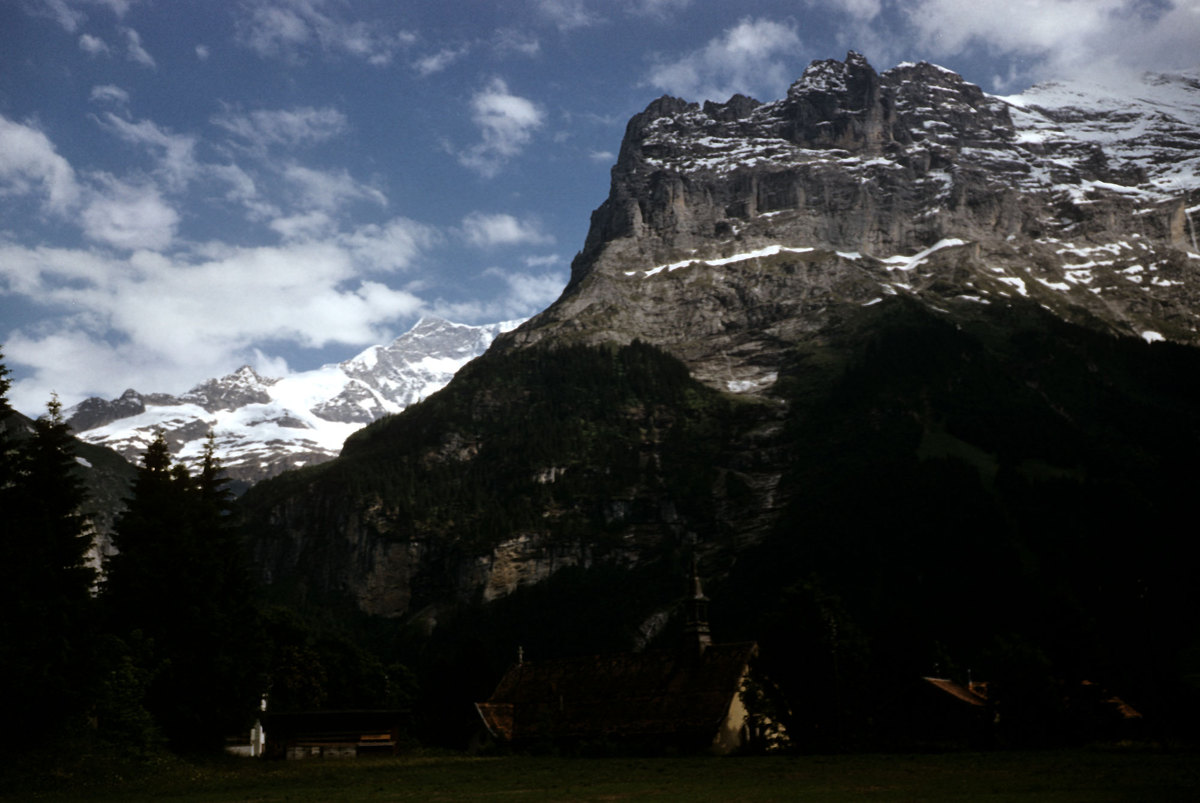 55_Grindelwald-with-mettenberg-finseraarhorn.jpg