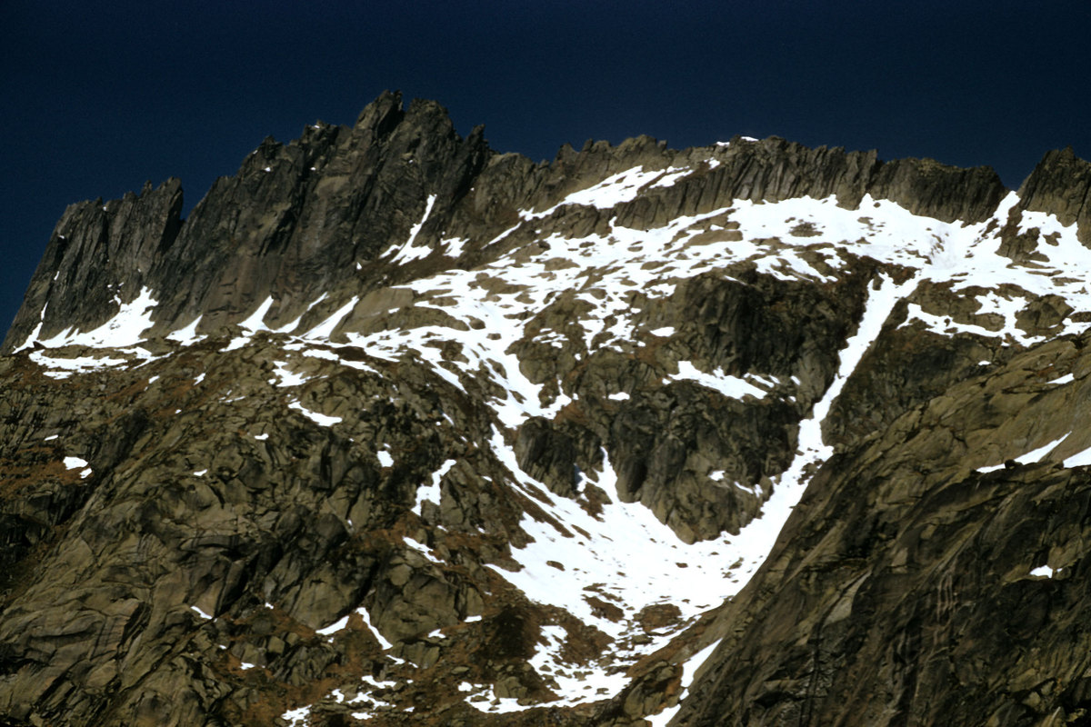 64_Juklistock-peak-from-grimsel-hospice.jpg