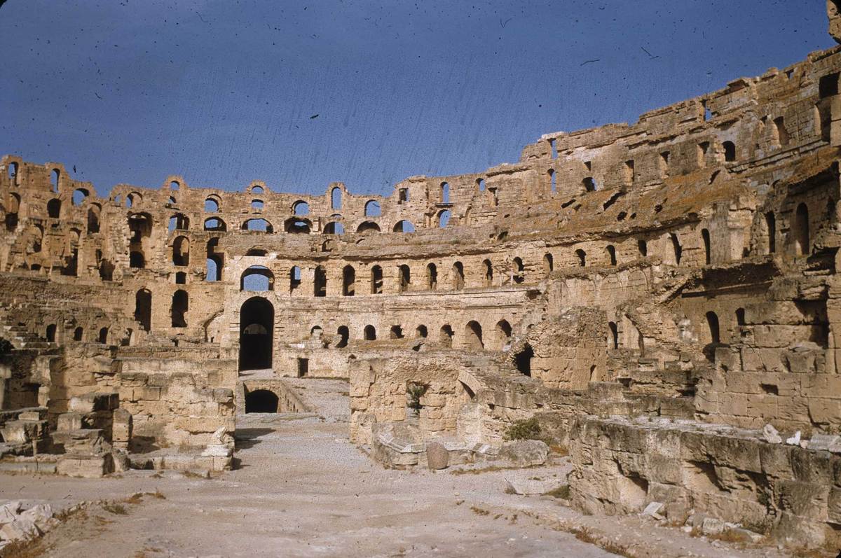 84_eldjem-theater-interior-.jpg