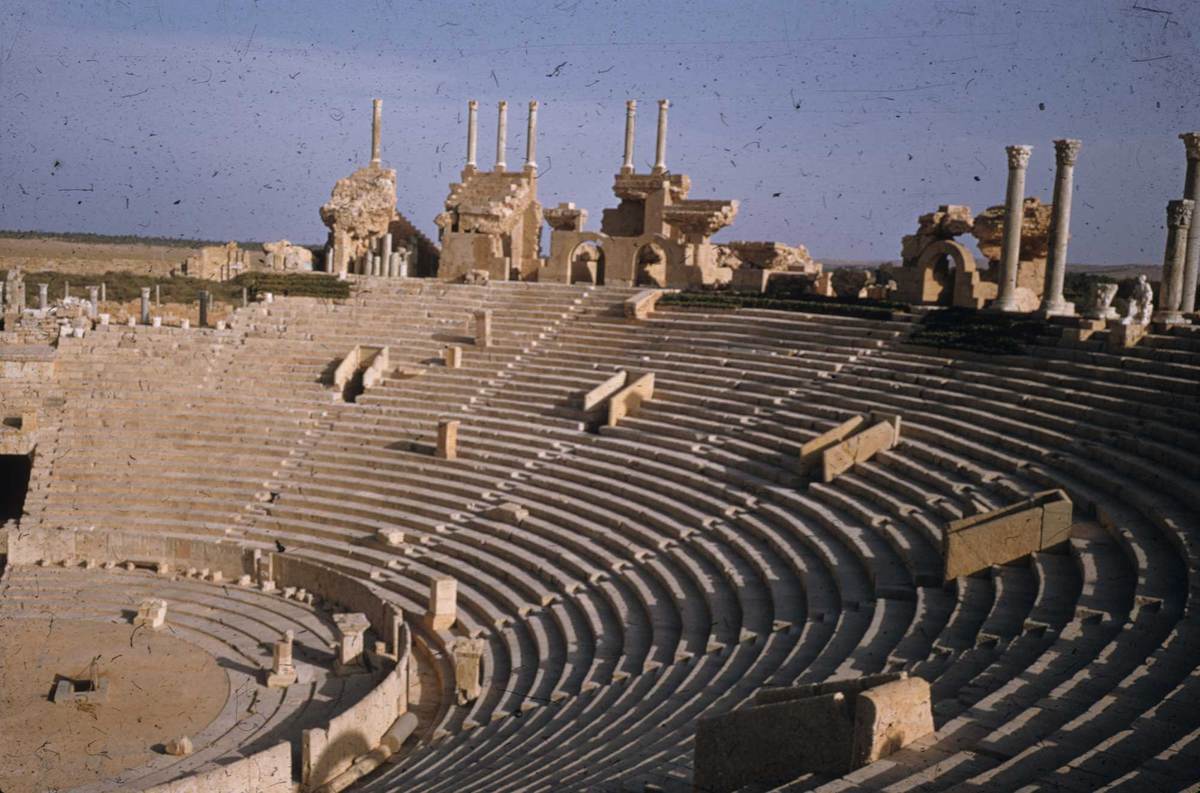 205_leptis-magna-theater-ge.jpg