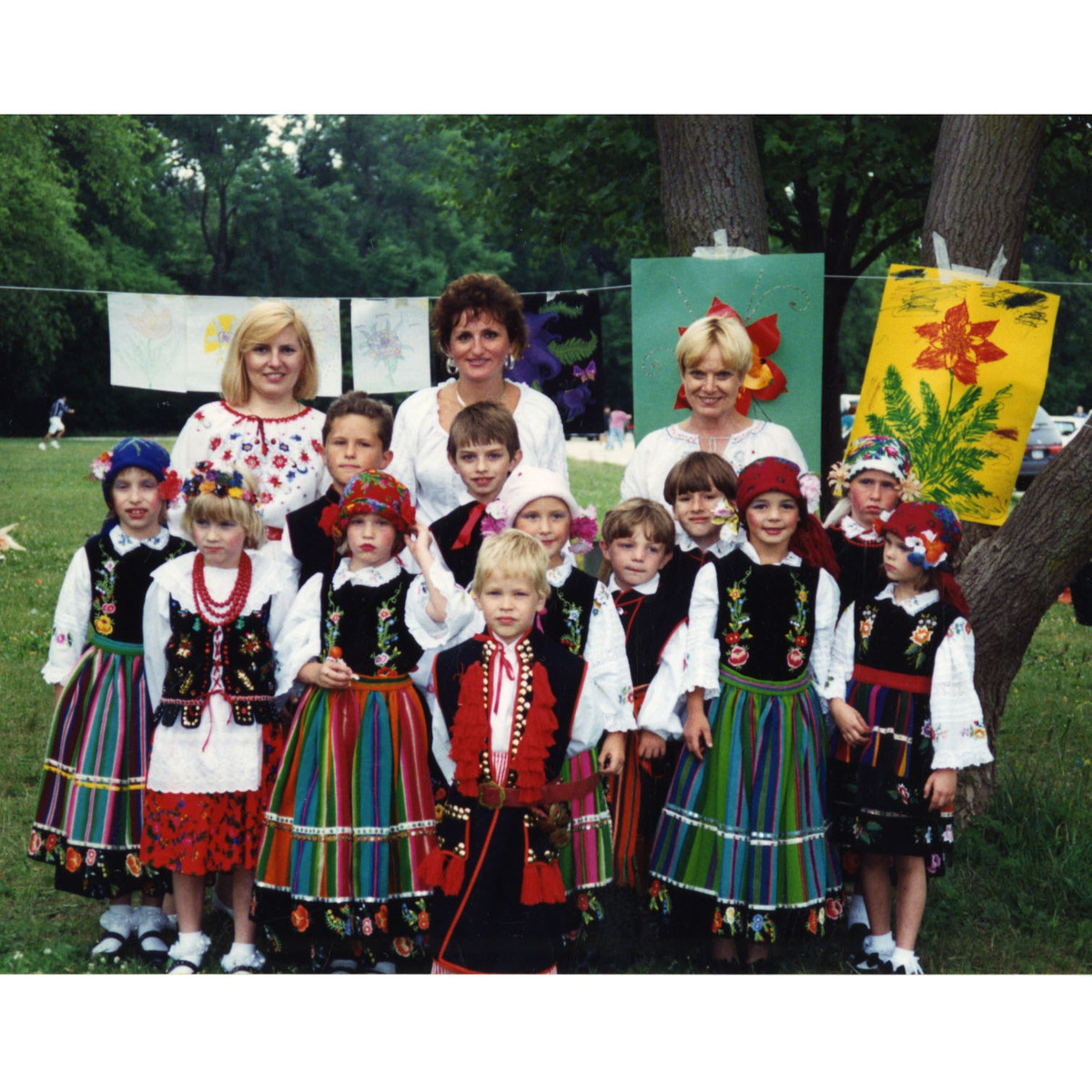 Children at Swietojanki, 1994 (1) squared.jpg