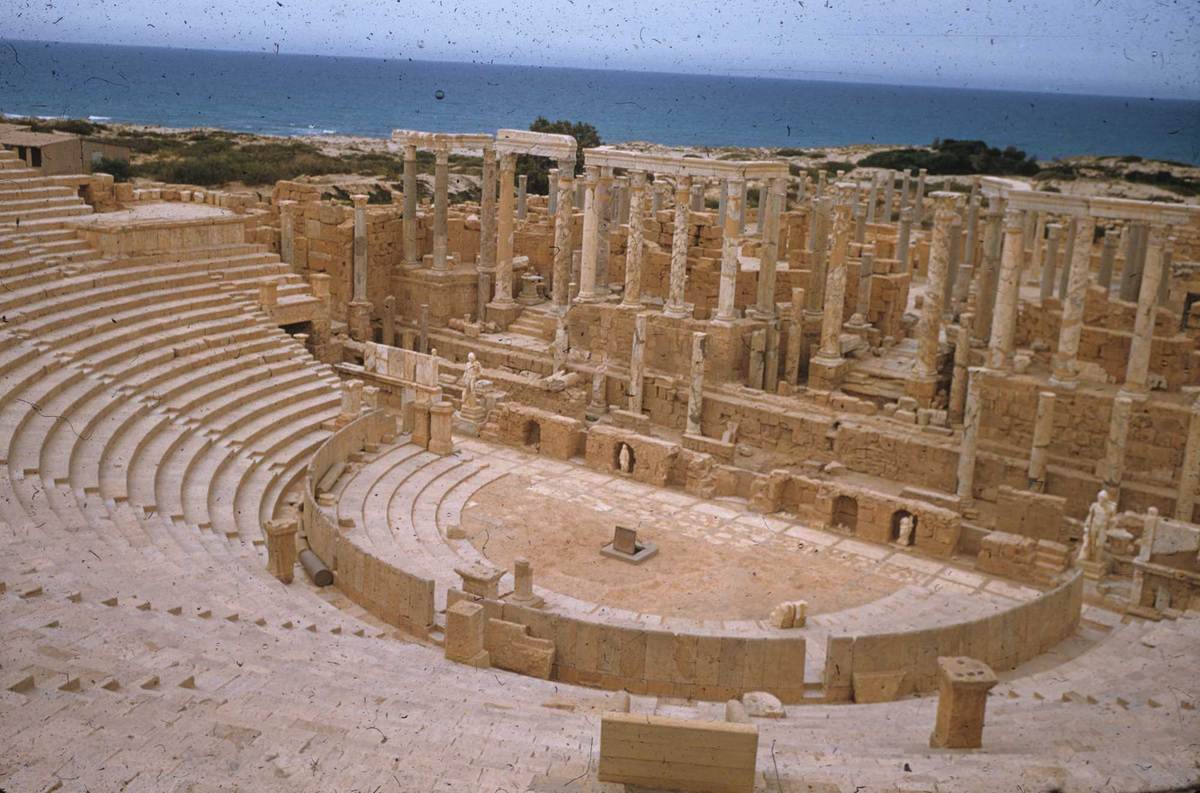 206_leptis-magna-theater-ge.jpg