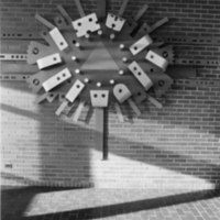 001_crown_center_sculpture_the_unfolding.jpg 001_crown_center_sculpture_the_unfolding.jpg