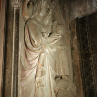 16_Basel-Muenster-Tomb-Quee.jpg