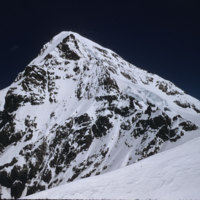 102_Monch-peak-from-Jungfraujoch.jpg