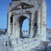 230_maktar-arch-of-trajan.jpg