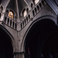 70_Lausanne-Cathedral-transept-dome.jpg