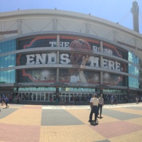 outside the alamodome.JPG