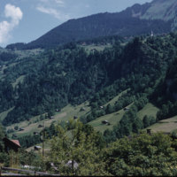 147_Wengen-valley-from-Lauterbrunnen.jpg