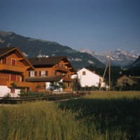 153_Swiss-Villiage-on-lake-sarnen.jpg