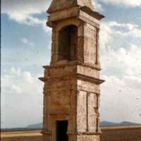 23-maktar-pyramidal-mausoleum-front.jpg