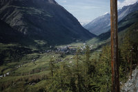 152_Zermatt-fr-train-up-to-Gornergrat.jpg